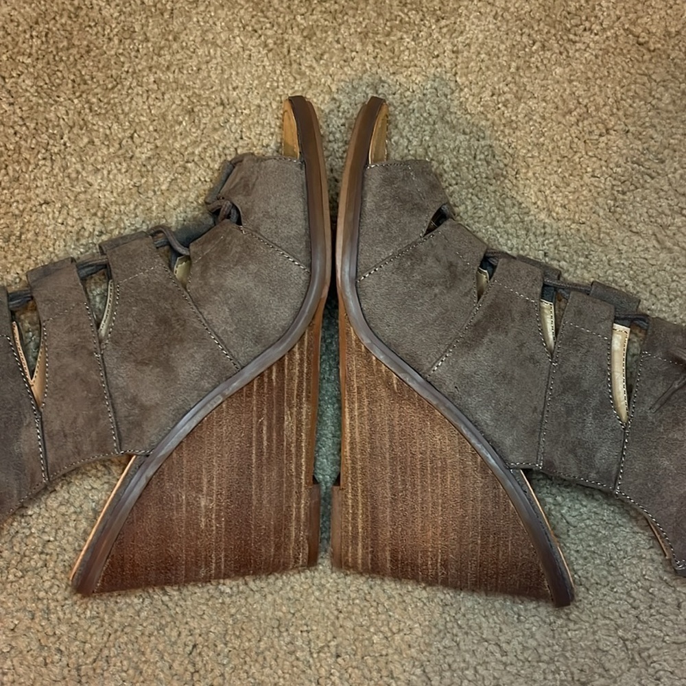 Melrose and Market Calista Sandal Size 8 - Picture 4 of 9